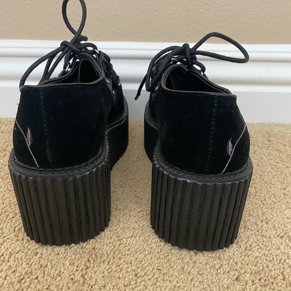 Demonia Platform Velvet Lace Ups - Picture 8 of 9